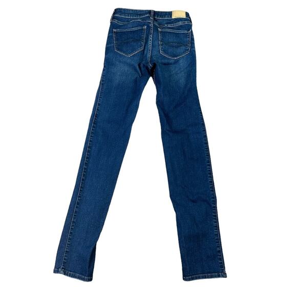 Abercrombie Straight Mid Rise Jeans Size 0 Reg - Picture 2 of 6